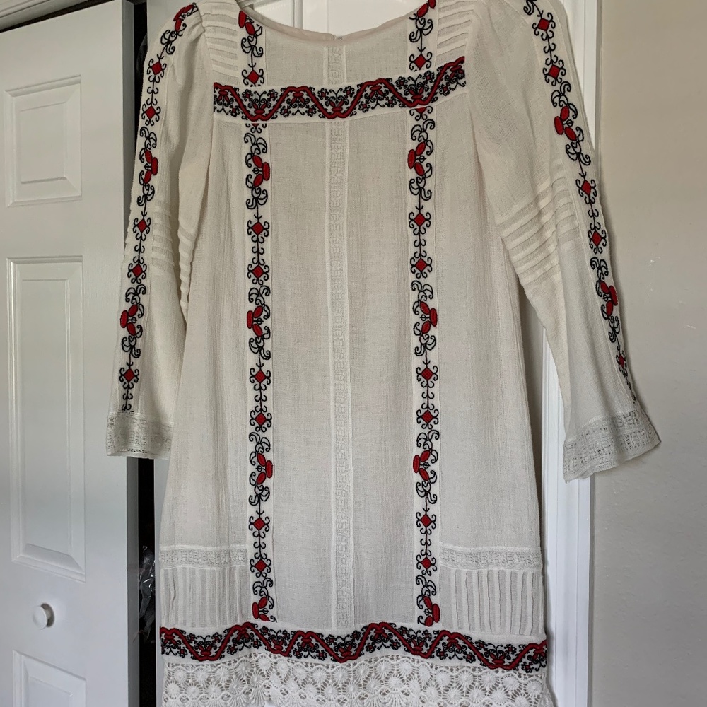 Alice + Olivia Dress